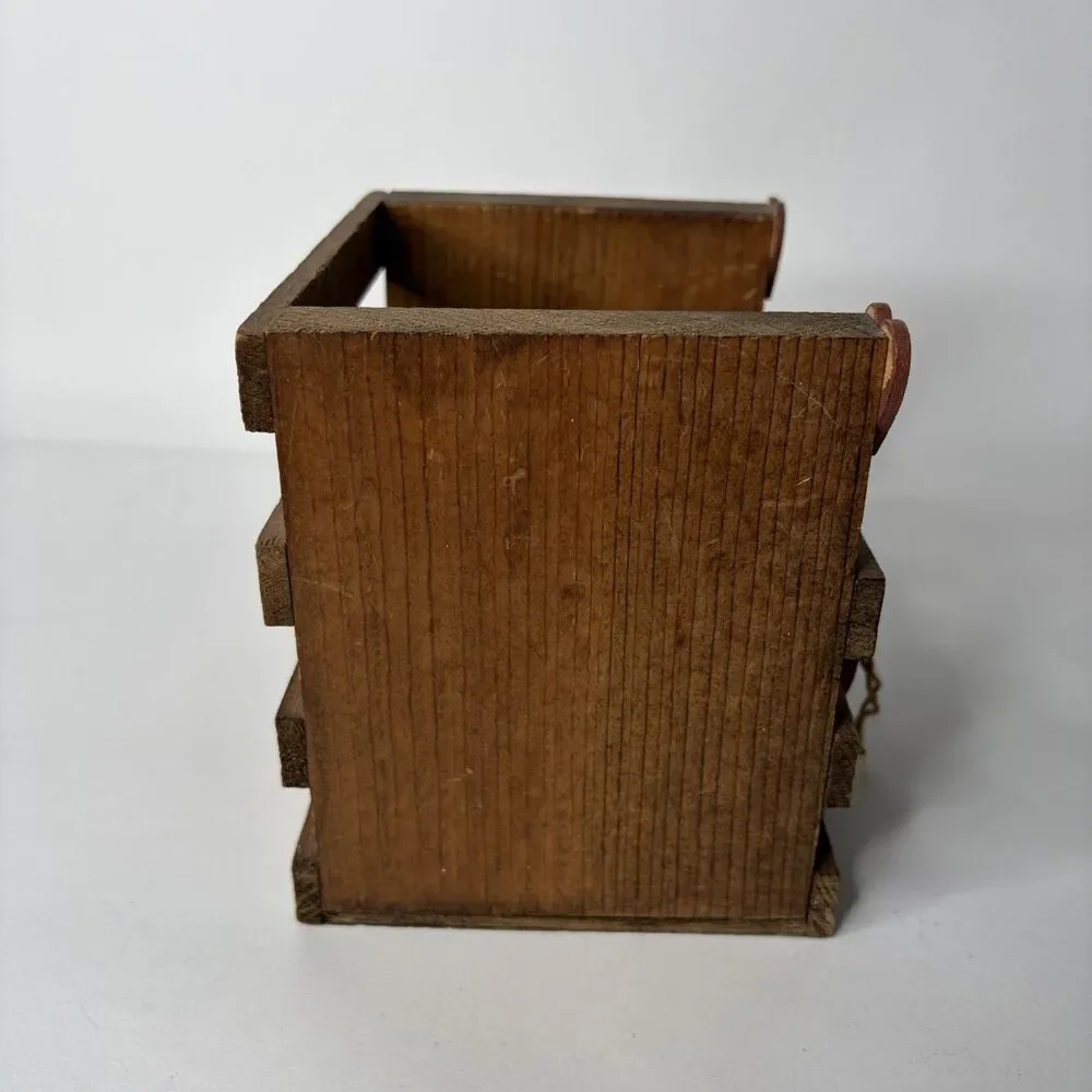 Vintage Geese Goose Heart Tissue Holder Box Crate Cottageccore Grannycore